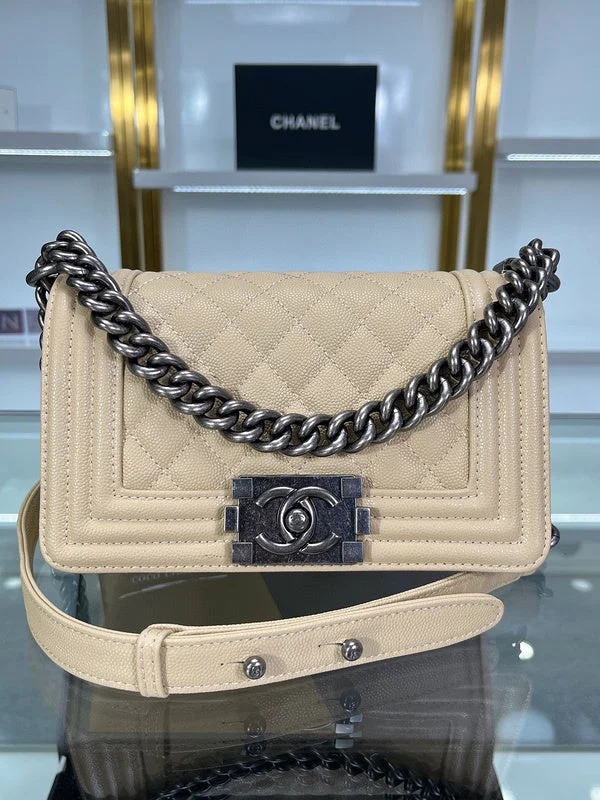 CHANEL bags with sophisticated quilting -BC - CHANEL BAGS - 1015