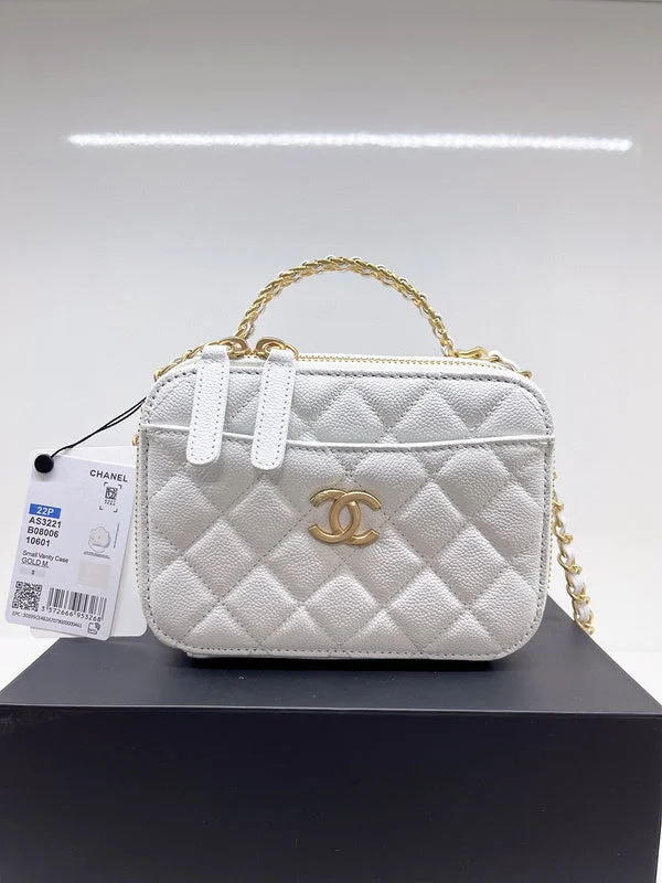 CHANEL bags with high-end metallic accents -BC - CHANEL BAGS - 1022