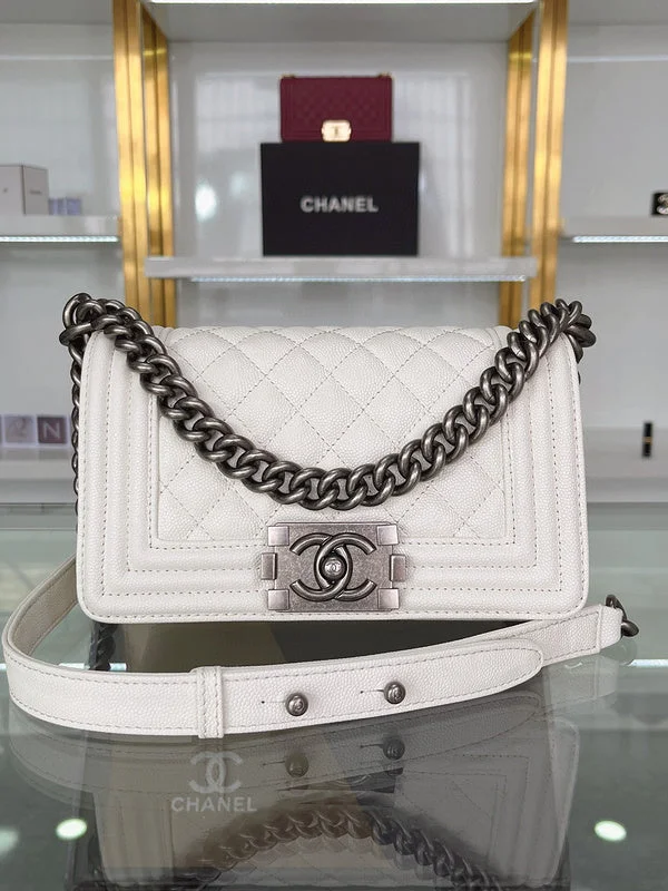 CHANEL bags with chic stitching details -BC - CHANEL BAGS - 1039