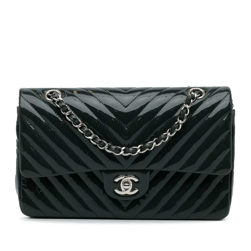 CHANEL handbags with stylish metal hardware -Chanel Medium Chevron Patent Double Flap (SHG-k9yOKd)