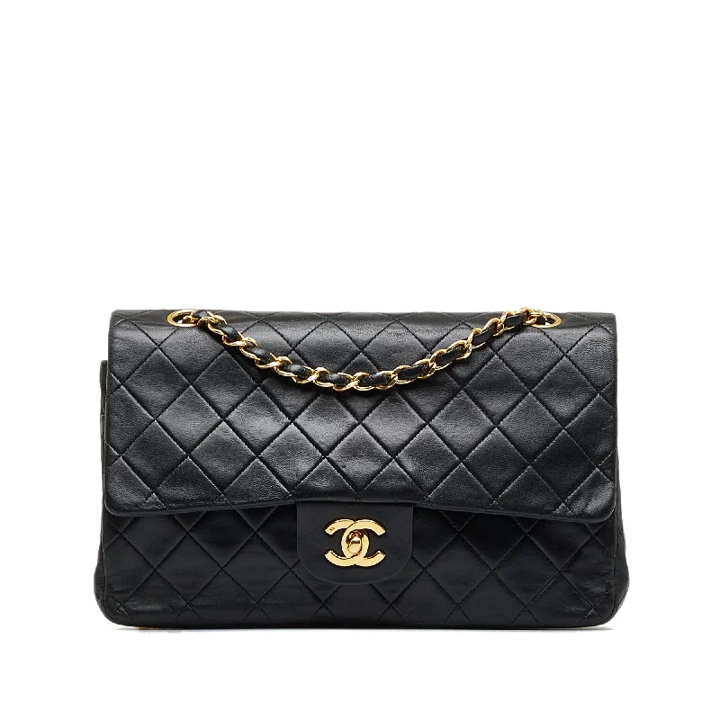 CHANEL handbags with polished leather -Chanel Medium Classic Lambskin Double Flap (SHG-MLhL0Y)