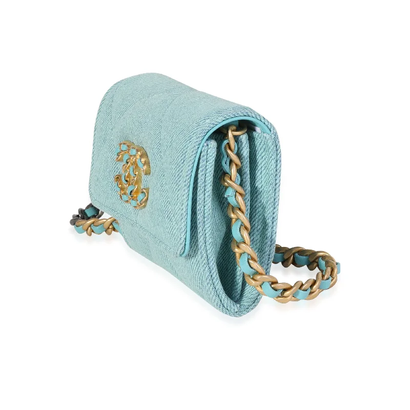 CHANEL bags with iconic pattern choices -Chanel Blue Denim Chanel 19 Coin Pouch On Chain