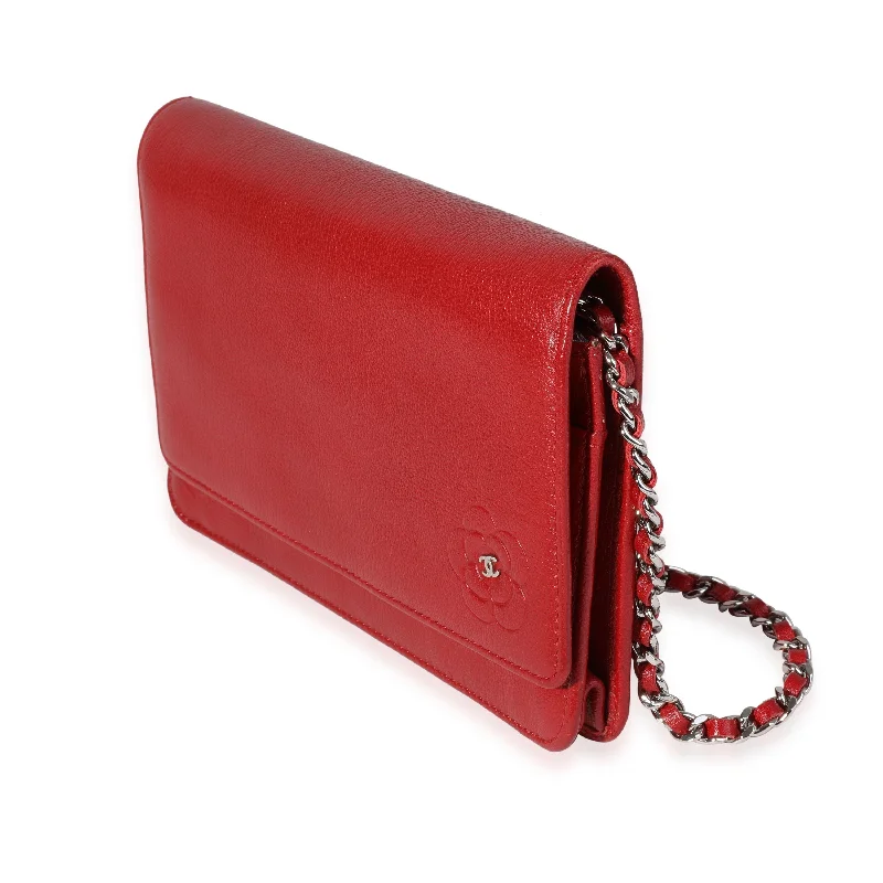 CHANEL bags for timeless sophistication -Chanel Red Grained Leather Camellia Wallet On Chain