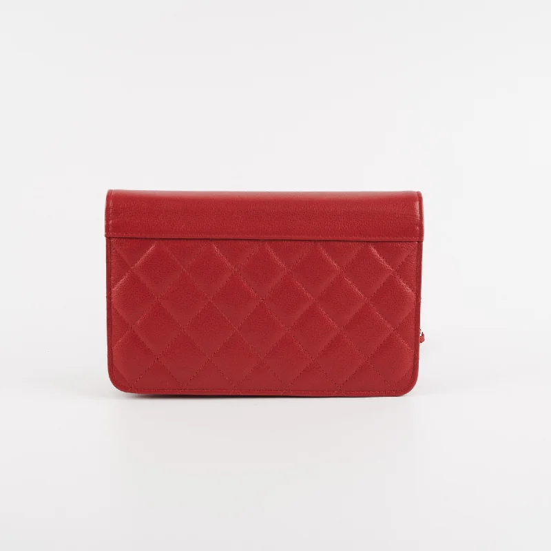 CHANEL bags with intricate embellishments -Chanel Wallet On Chain (WOC) Red