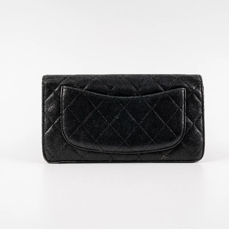 CHANEL handbags with modern aesthetics -Chanel Wallet Lambskin Black