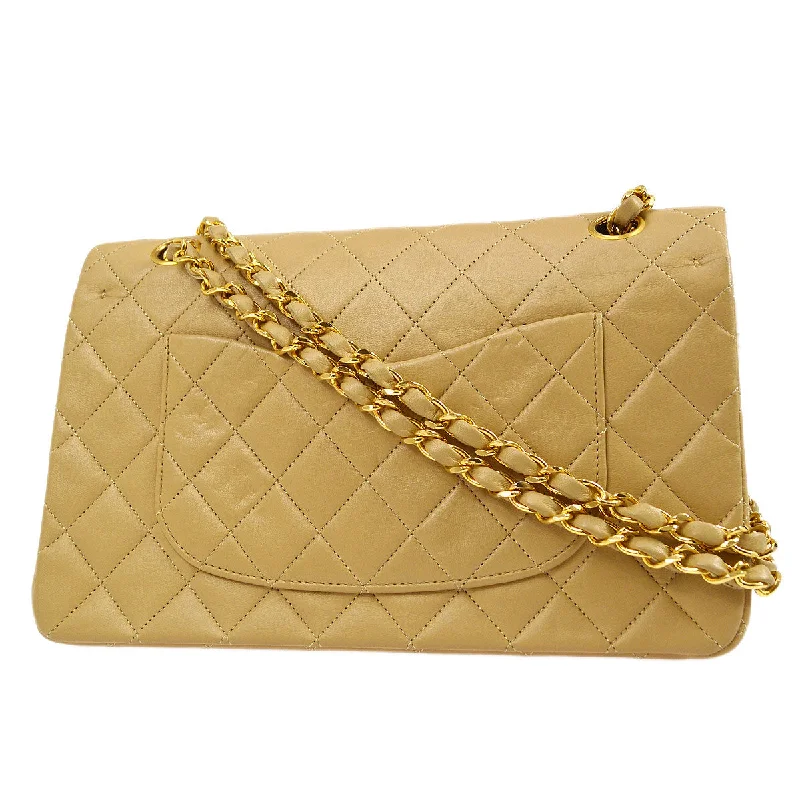 CHANEL handbags with luxurious metal finishes -CHANEL 1989-1991 Beige Lambskin Quilted Double Chain Medium