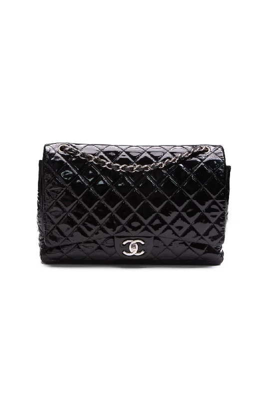 CHANEL handbags with creative detailing -Classic Maxi Double Flap Bag