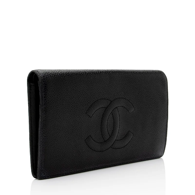 CHANEL handbags with luxurious metal finishes -Chanel Caviar Leather Timeless CC Yen Wallet (ghvmN3)