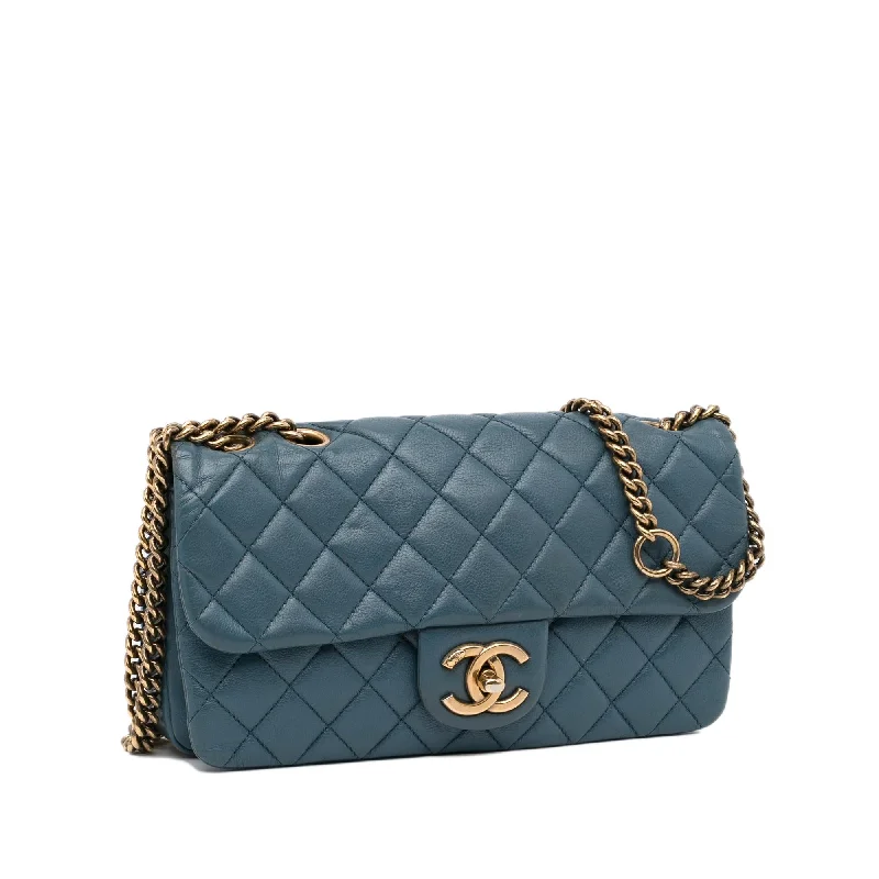 CHANEL bags for iconic statement fashion -Chanel CC Flap Leather Shoulder Bag (OS8Ghv)