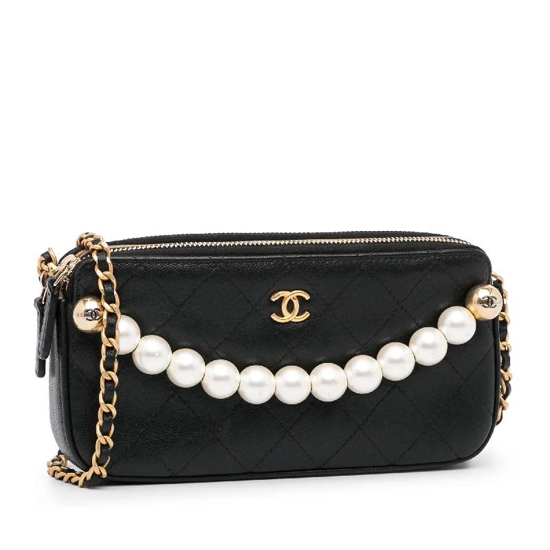 CHANEL handbags with chic, high-end hardware -Chanel CC Pearl Wallet On Chain (Jcz7Wm)