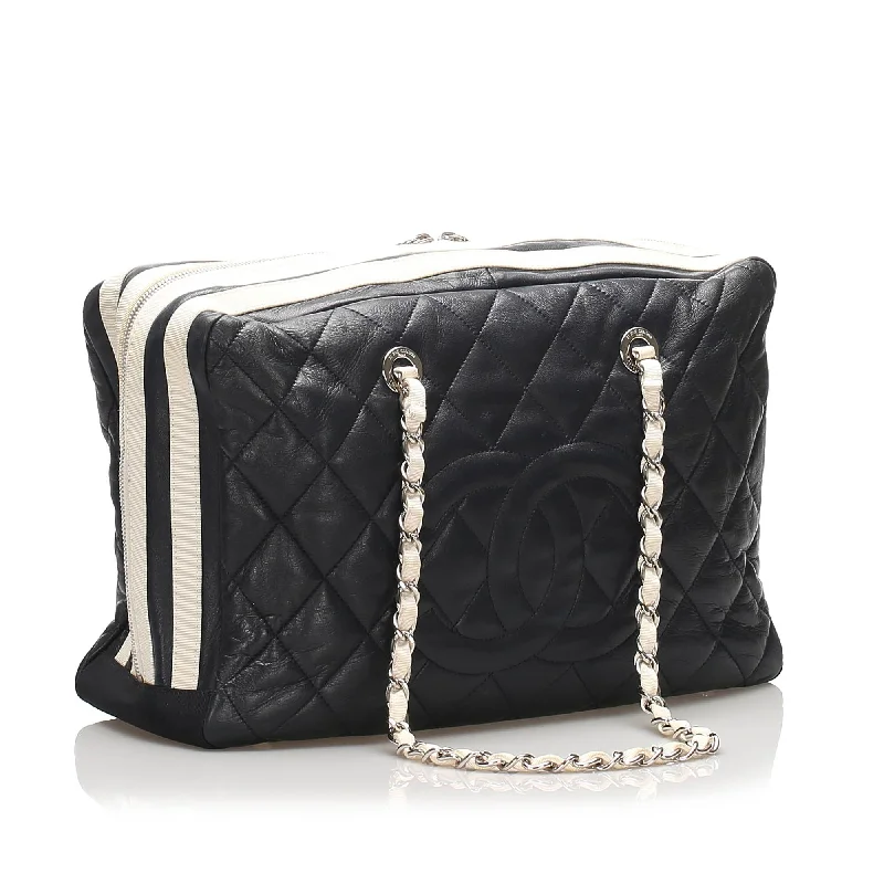 CHANEL handbags with smooth quilted patterns -Chanel CC Timeless Shoulder Bag (25168)