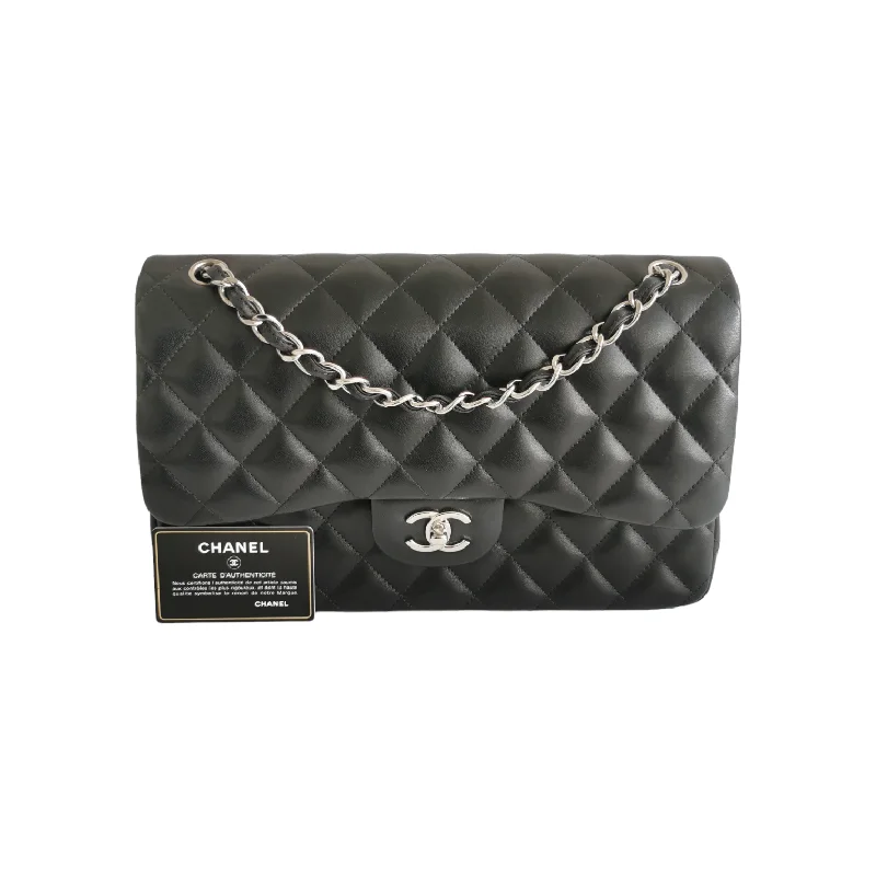 CHANEL handbags with exclusive quilting patterns -Chanel Classic Double Flap Jumbo Black Lambskin Silver