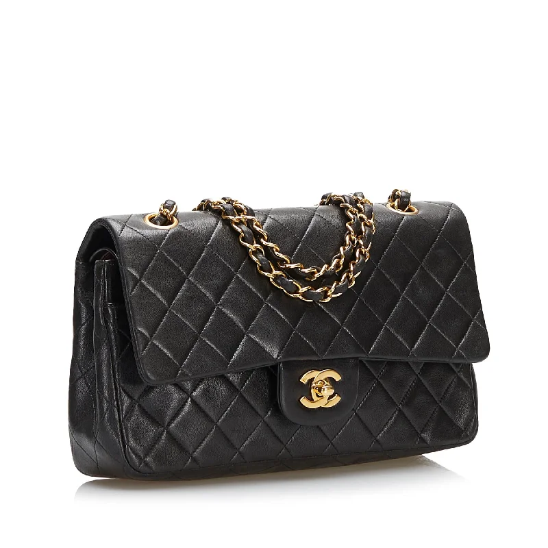 CHANEL handbags with bold patterns -Chanel Classic Medium Lambskin Double Flap Bag (XJGYcz)