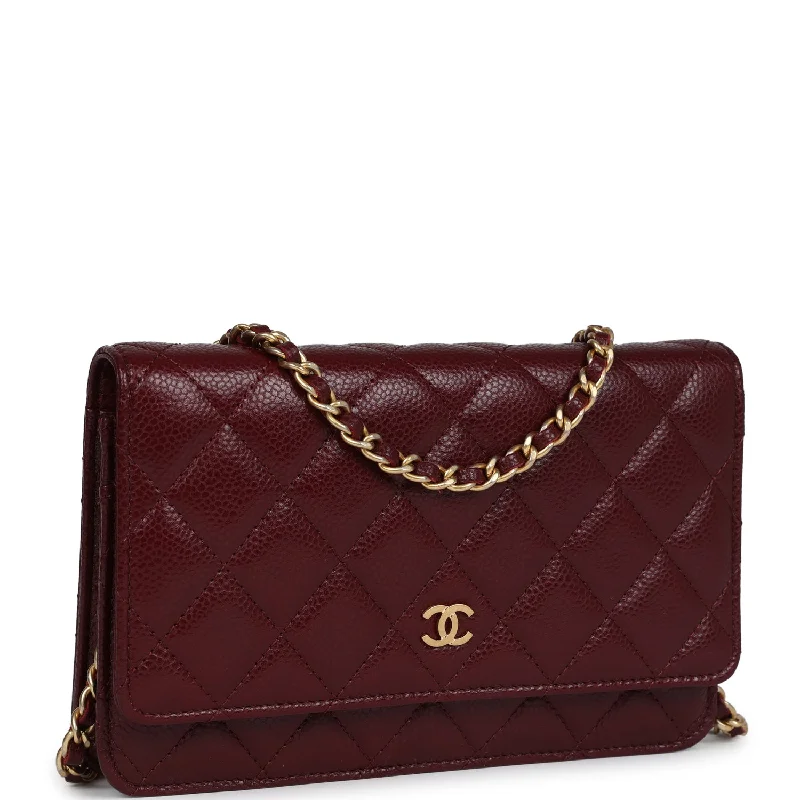 CHANEL handbags with signature chain details -Chanel Classic Wallet On Chain WOC Burgundy Caviar Gold Hardware