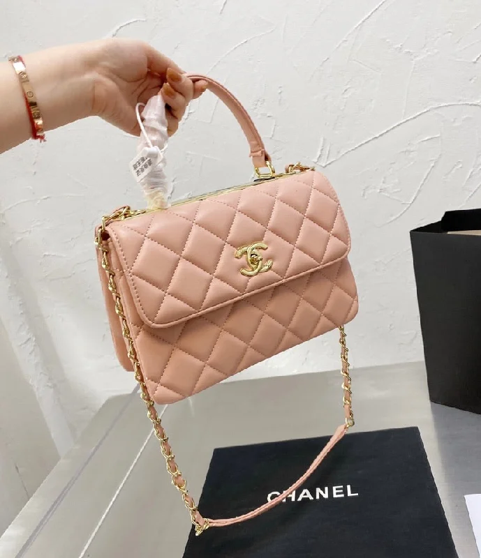 CHANEL bags with modern appeal -Chanel Leather woman handbag