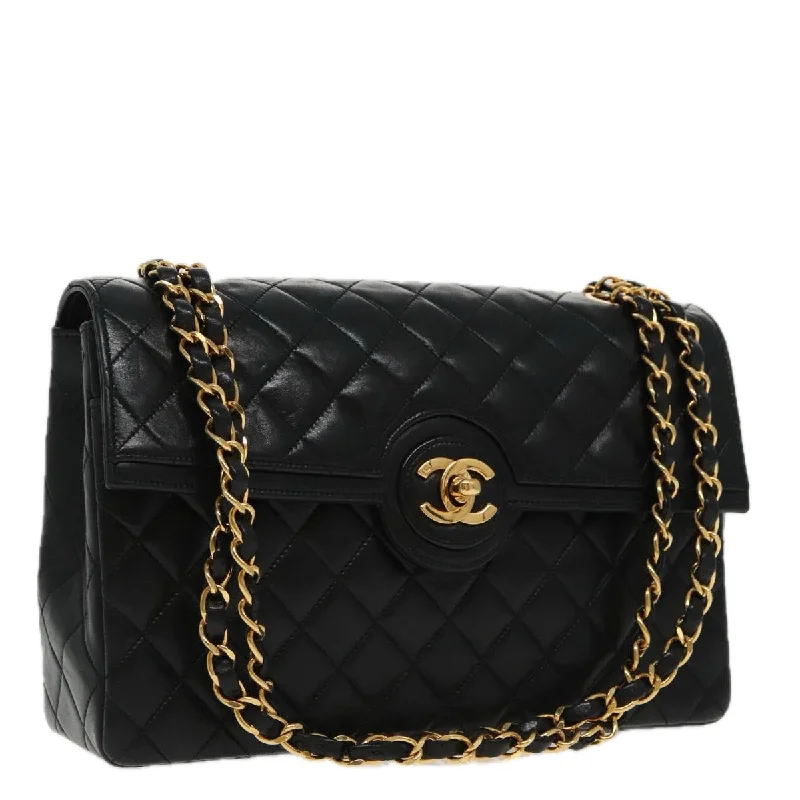 CHANEL handbags with stylish textures -CHANEL Matelasse Turn Lock Chain Hand Bag Lamb Skin Black Gold CC  yk15738A