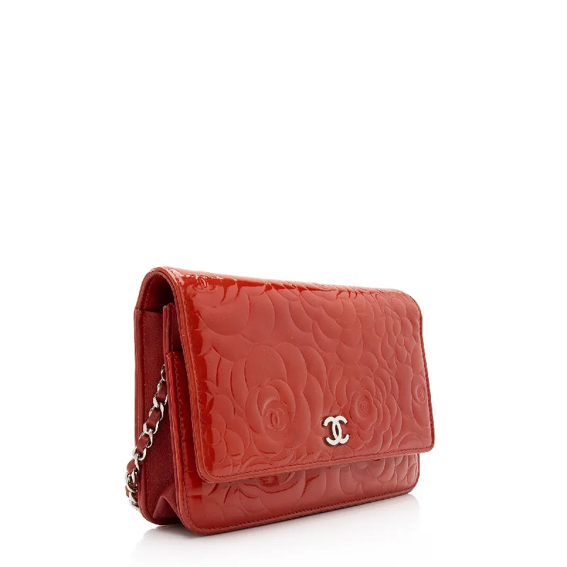 CHANEL bags for iconic fashion lovers -Chanel Patent Leather Camellia Wallet on Chain Bag (nIpb70)