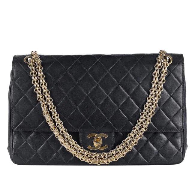 CHANEL bags with sophisticated quilting -Classic 25 Double Flap Lambskin Leather Black (Authentic Pre-Owned)