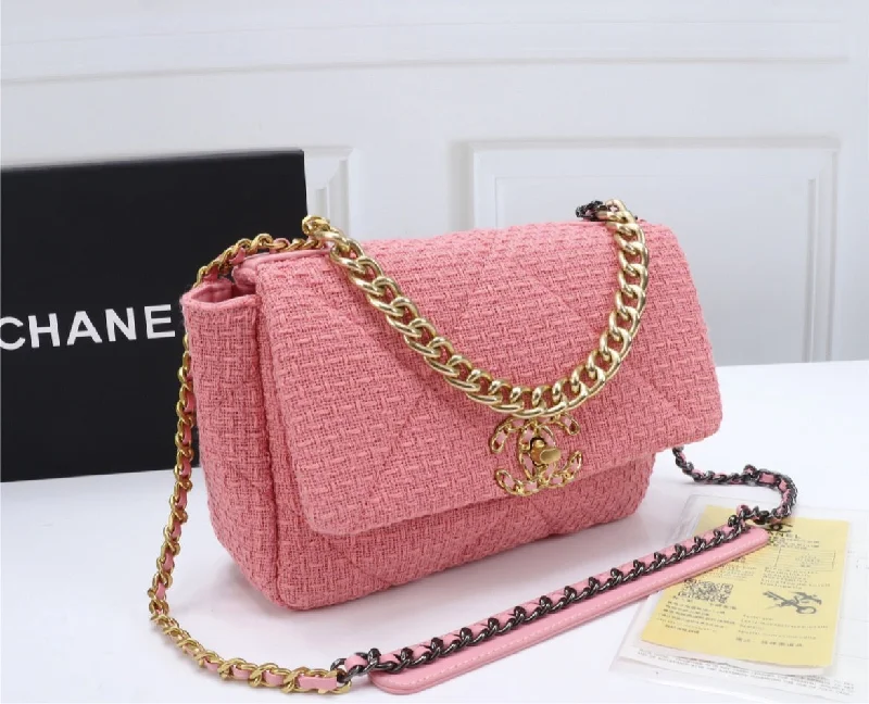 CHANEL bags with iconic double C logo -New spring Chanel woman handbag