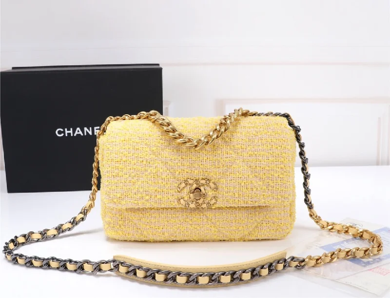 CHANEL handbags with premium leather finishes -New woman Chanel spring Handbag