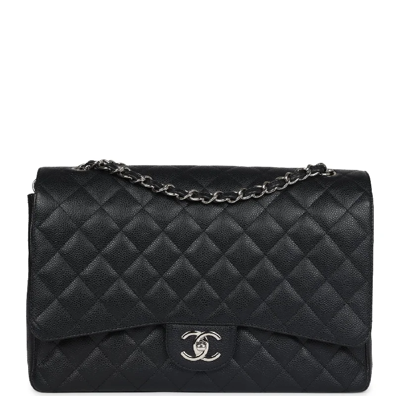 CHANEL bags with fine craftsmanship -Pre-owned Chanel Maxi Classic Double Flap Bag Black Caviar Silver Hardware