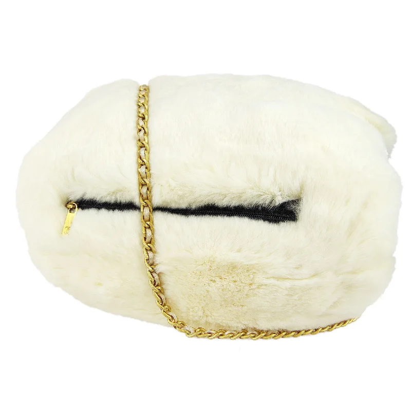 CHANEL bags for timeless elegance -Chanel Arm Chain Shoulder Bag White Fur