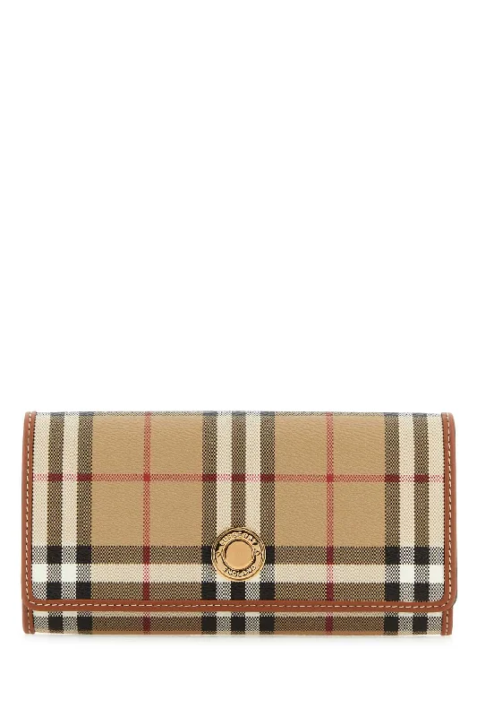 Burberry bags for timeless elegance -BURBERRY Continental Wallet in Iconic Check Pattern - 19.5 cm x 10 cm x 3 cm