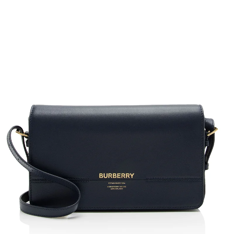 Burberry bags for modern styling -Burberry Leather Grace Medium Flap Bag (SHF-7QlJV4)