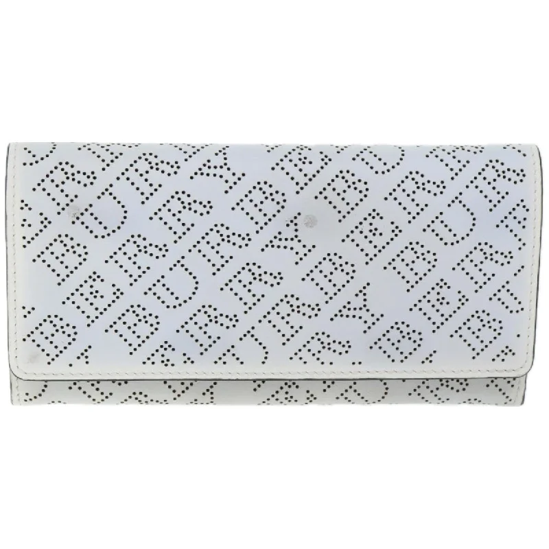 Burberry bags with intricate stitching -BURBERRY Long Wallet Leather White  bs12001