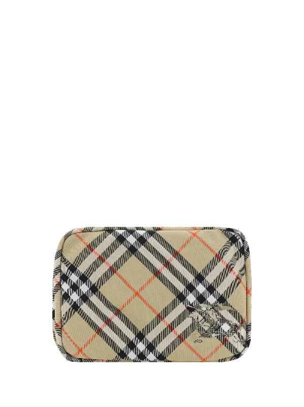 Burberry bags for fashionable professionals -Burberry Men Clutch Bag