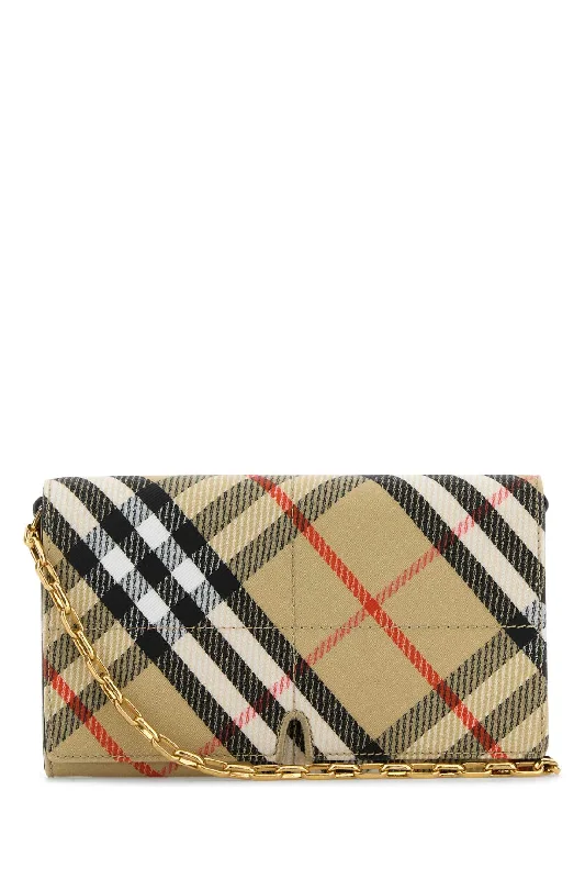 Burberry bags with classic leatherwork -BURBERRY Printed Canvas Mini Wallet - 20.5 cm x 13 cm