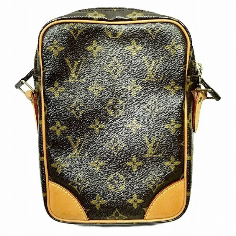 Louis Vuitton bags with refined leatherwork -LOUIS VUITTON Amazon Shoulder Bag