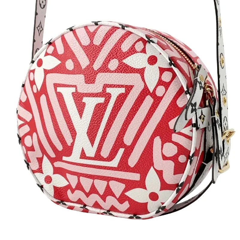 Louis Vuitton bags for modern, stylish wardrobes -LOUIS VUITTON Boîte chapeau Shoulder Bag