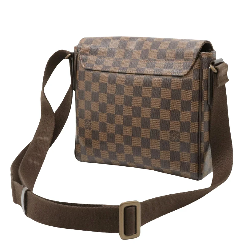 Louis Vuitton bags with modern leather styles -LOUIS VUITTON District Shoulder Bag