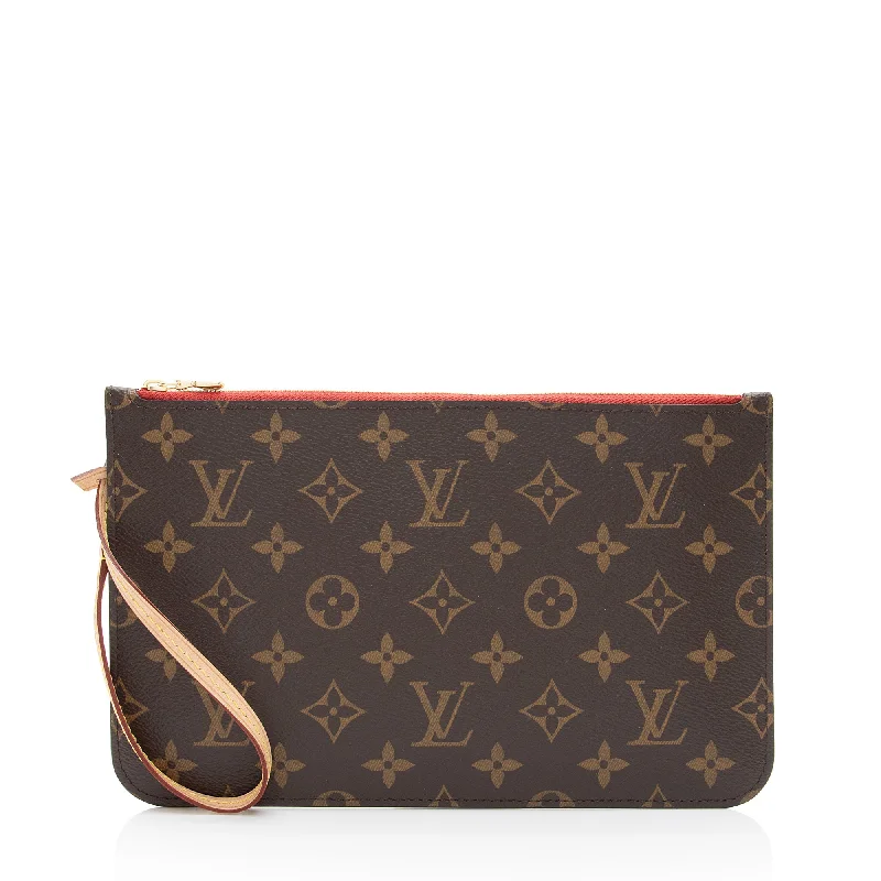 Louis Vuitton designer bags for fashion-savvy women -Louis Vuitton Monogram Canvas Neverfull MM Pochette (SHF-9QgXJ5)