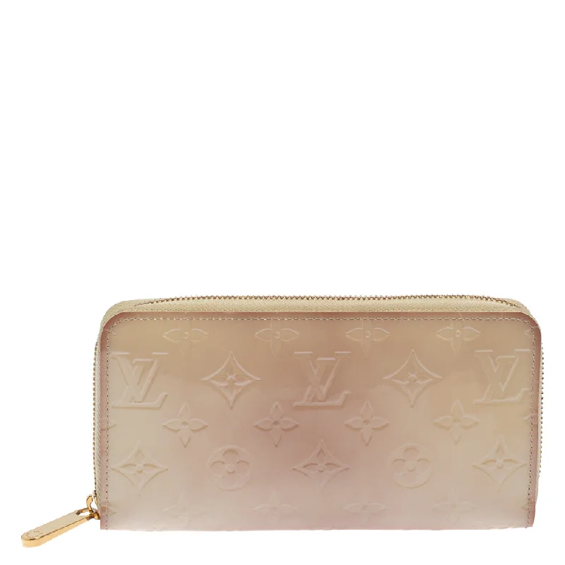 Louis Vuitton handbags with chic hardware -Louis Vuitton Cream White Monogram Vernis Zippy Wallet